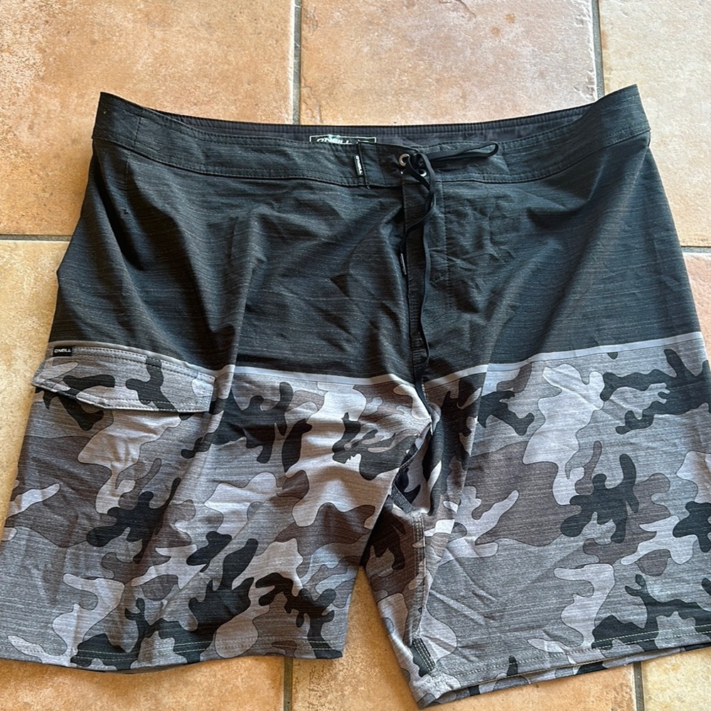 O'Neill Black and Gray Board Shorts Swimwear size 42